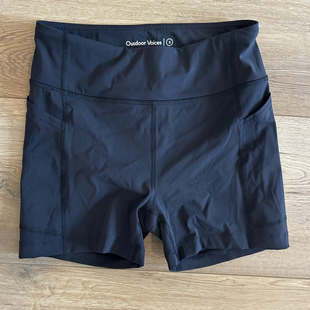 Outdoor Voices Women's Black Shorts